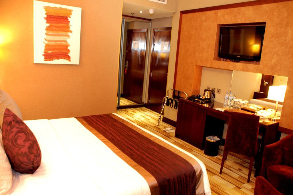 Monaco Hotel Dubai Eksteriør bilde